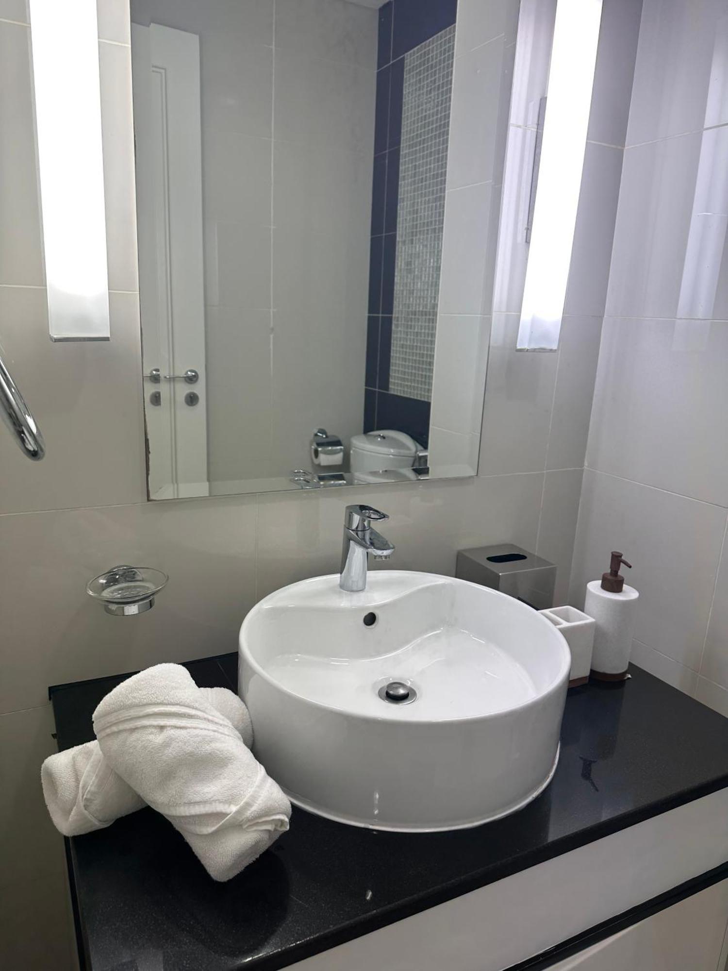 Apartment Damac Maison Mall Street, 2min To Mall, Downtown Dubai