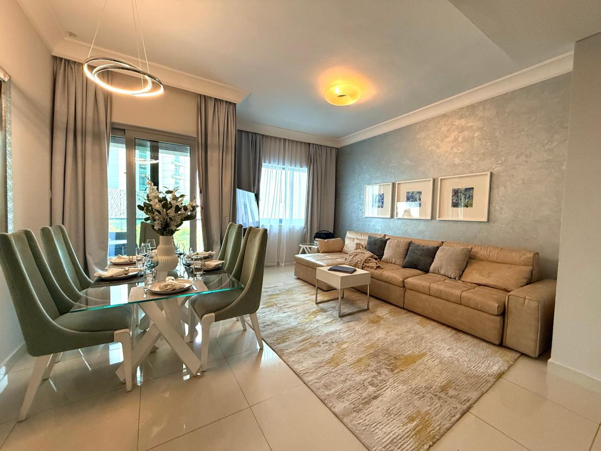 Damac Maison Mall Street, 2min To Mall, Downtown Apartment